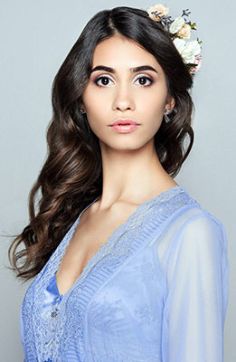 dating with woman from Kiev, Ukraine