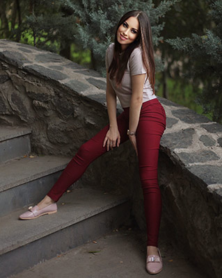 i am a woman from Ukraine