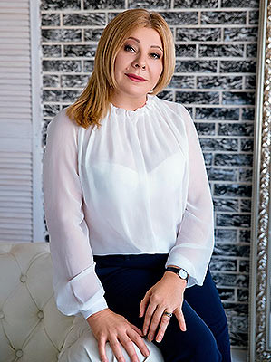 i am a woman from Ukraine