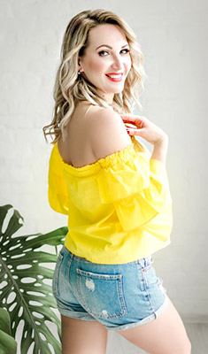 i am a woman from Ukraine